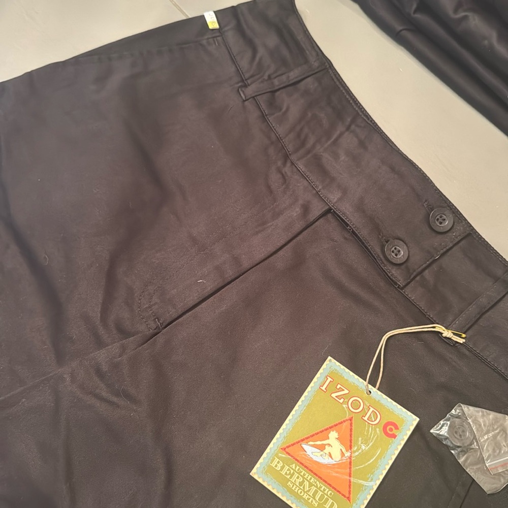 IZOD Bermuda Shorts black various sizes 2,10,12& 14 - Picture 4 of 9
